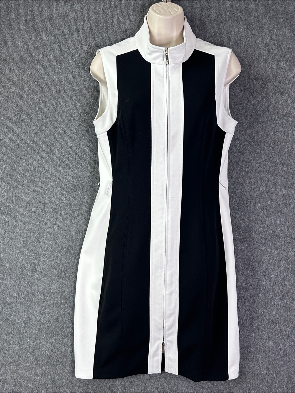 Tommy Hilfiger Dress 10 Black White Colorblock Zip Mock Neck Sheath Missing Belt